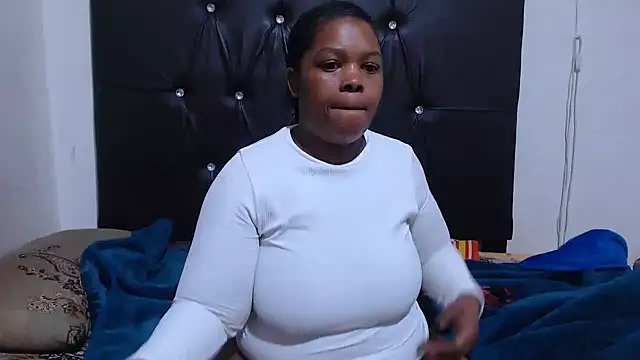 BigbootyNickyx online show from October 1, 11:33 pm