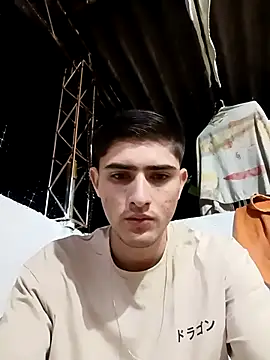 Snapshot of PhilipRich chatting on December 17, 12:38 am PhilipRich online show from December 17, 12:38 am