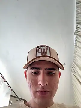 Snapshot of PhilipRich chatting on March 27, 5:23 pm PhilipRich online show from March 27, 5:23 pm