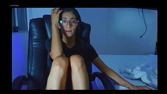 thedianakaro online show from May 29, 3:04 am