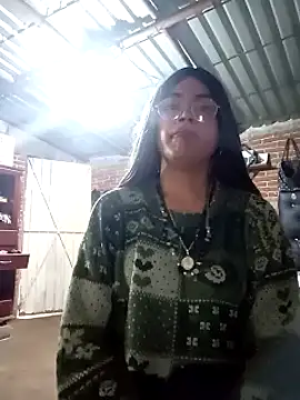 Snapshot of yovana13 chatting on October 4, 3:10 pm yovana13 online show from October 4, 3:10 pm