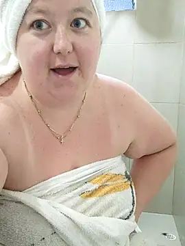 Chloee ep online show from January 13, 12:51 am