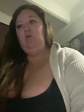 Chloee ep online show from October 6, 1:58 am