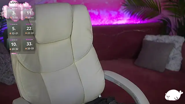 Snapshot of HaylaAmber chatting on June 7, 1:15 pm HaylaAmber online show from June 7, 1:15 pm