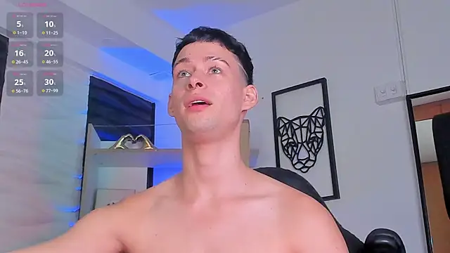 JadeSmiith  online show from January 18, 1:08 am