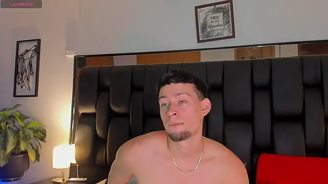 JadeSmiith  online show from October 14, 10:21 pm