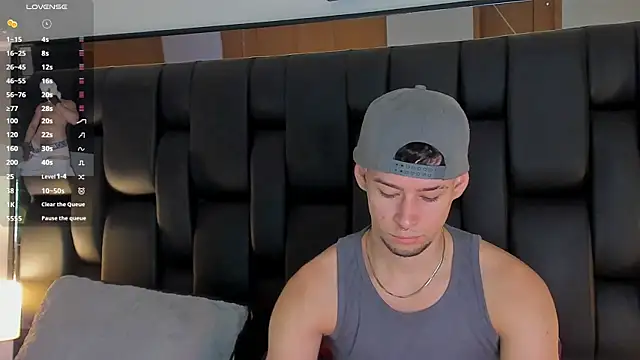 JadeSmiith  online show from January 8, 10:01 pm