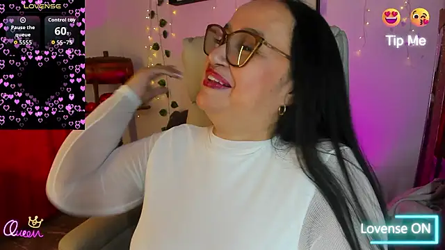 Gia Nahomi online show from March 17, 10:46 pm