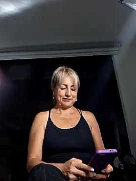 almaluna7 online show from September 25, 12:36 am