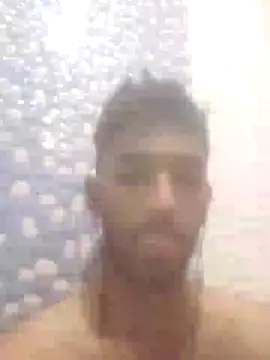 Snapshot of loganwollf chatting on January 11, 12:40 pm loganwollf online show from January 11, 12:40 pm