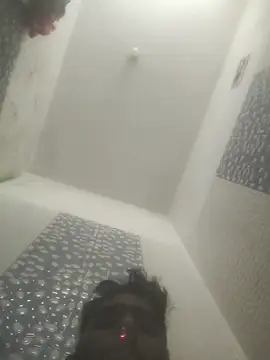 Snapshot of loganwollf chatting on February 28, 4:21 am loganwollf online show from February 28, 4:21 am