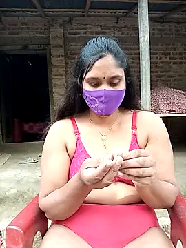 Hot Maleka online show from February 27, 6:18 am