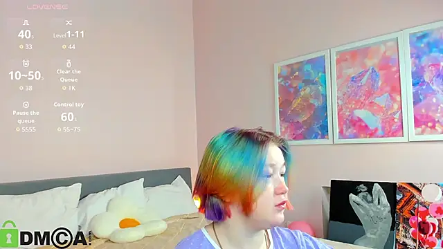 Sara Robinson online show from December 19, 2:40 am