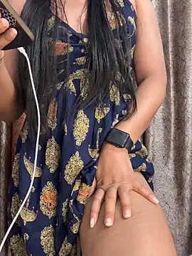Snapshot of Sexo_shivani chatting on July 24, 10:35 am Sexo shivani online show from July 24, 10:35 am
