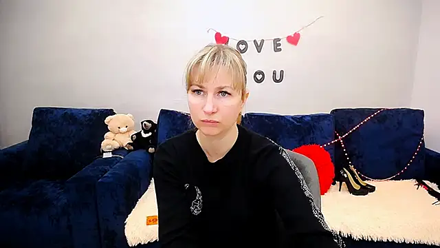 Incredible Ariela online show from April 7, 9:21 am