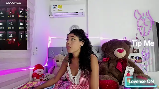 charlotteone online show from January 24, 12:20 pm