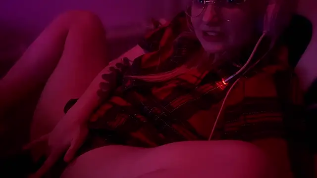 JacyWinslat online show from March 16, 5:17 pm