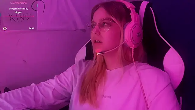 JacyWinslat online show from March 18, 7:31 pm