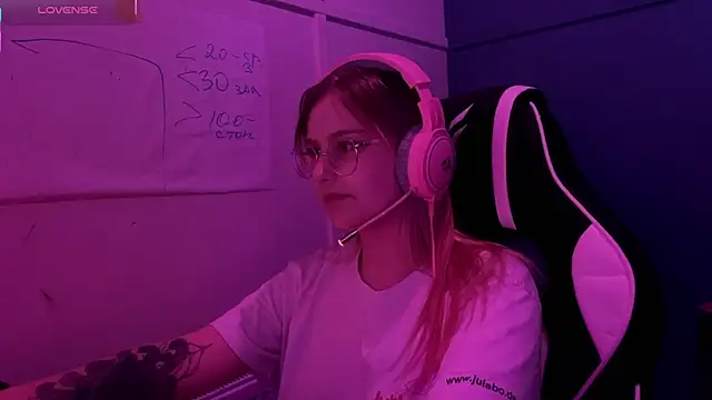 JacyWinslat online show from March 21, 6:18 pm