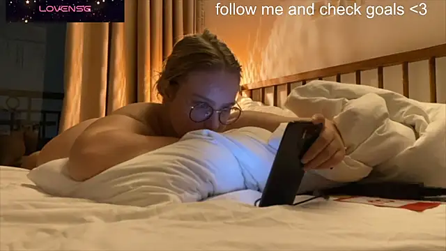 JacyWinslat online show from December 19, 4:03 pm