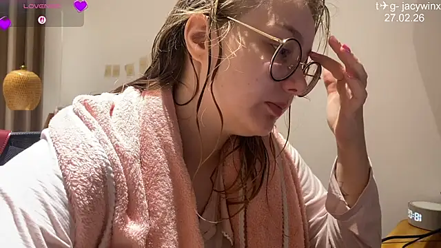 JacyWinslat online show from February 27, 11:10 am