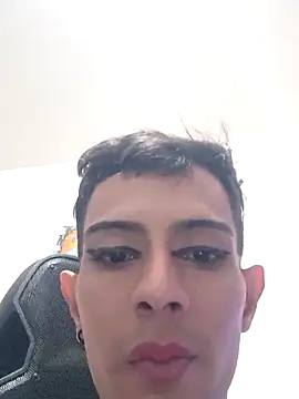 Snapshot of DOMINANTE_KLOE_ chatting on March 6, 3:35 pm DOMINANTE KLOE online show from March 6, 3:35 pm