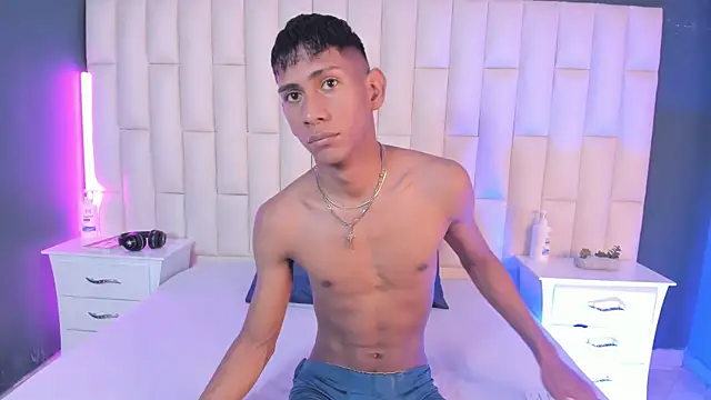 Nick Collins18 online show from February 16, 6:54 pm