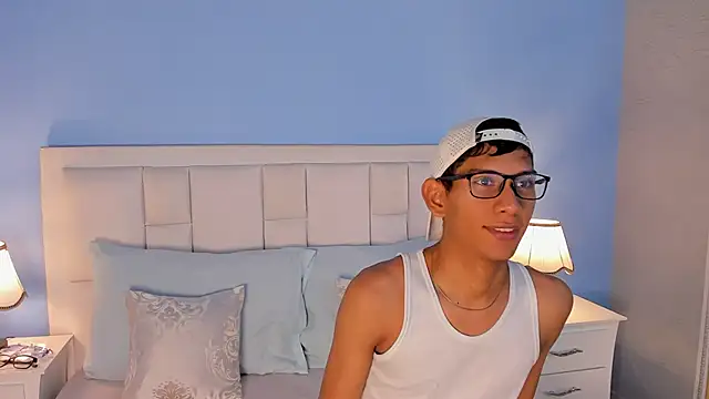 Nick Collins18 online show from September 18, 4:36 am