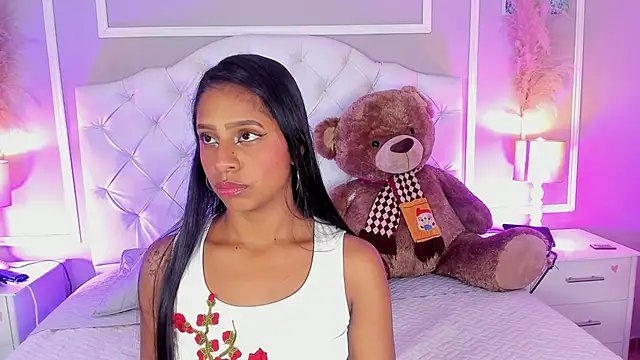 evelyn evony online show from December 11, 3:35 am