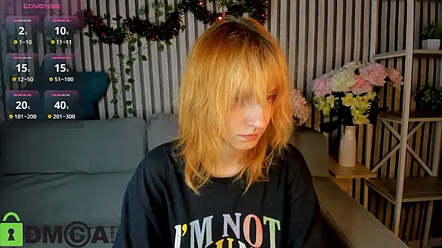 Snapshot of Little_Chips chatting on January 17, 5:16 pm Little Chips online show from January 17, 5:16 pm