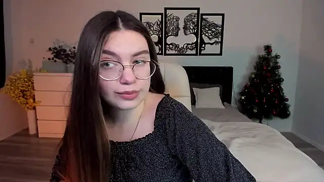 DaniellaLovely online show from December 22, 2:27 pm