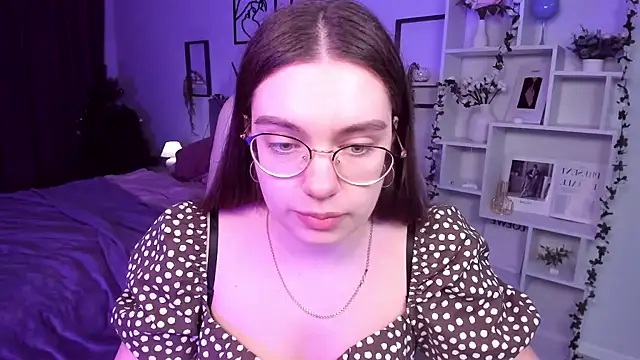 DaniellaLovely online show from January 7, 2:41 pm