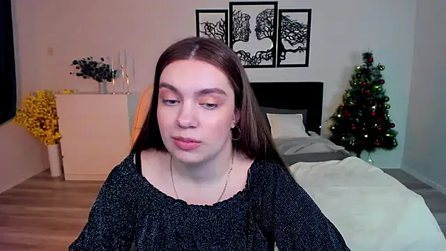 DaniellaLovely online show from January 26, 2:19 pm