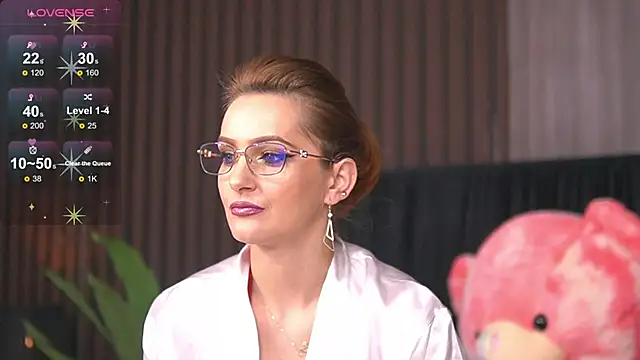 Snapshot of CataleyaKirk chatting on February 17, 12:05 pm CataleyaKirk online show from February 17, 12:05 pm