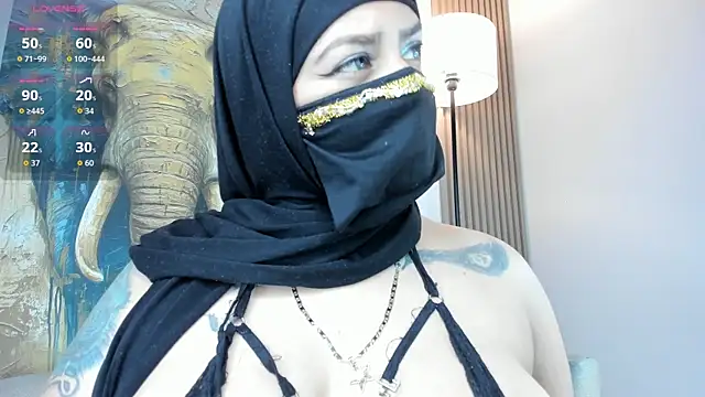 zully 01 online show from September 26, 11:36 am