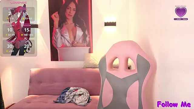 vittorialombardi   online show from October 28, 7:12 am