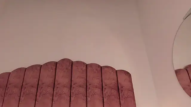 Snapshot of Alexa_Handler chatting on March 7, 10:54 pm Alexa Handler online show from March 7, 10:54 pm