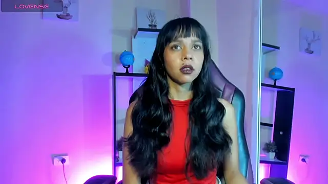 Snapshot of ladynemesis chatting on December 18, 3:37 am ladynemesis online show from December 18, 3:37 am
