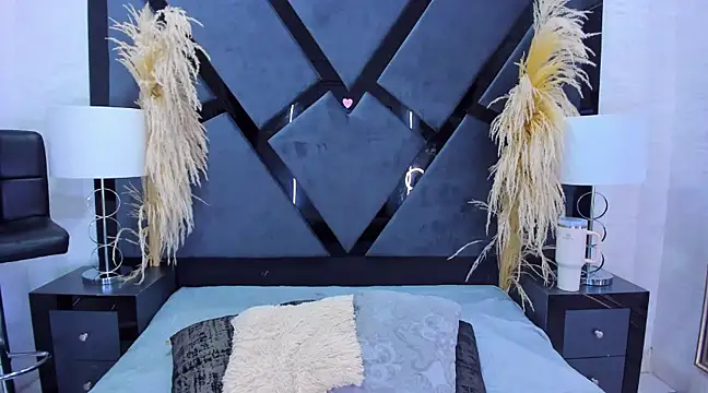 TiaraRosse online show from February 23, 5:01 am