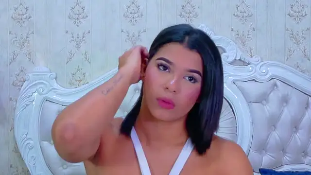 TiaraRosse online show from October 9, 4:54 am