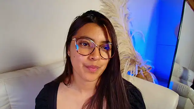 Rebeca Williams  online show from February 6, 5:14 am