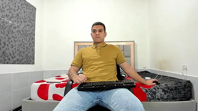 simookeler online show from February 12, 12:44 pm