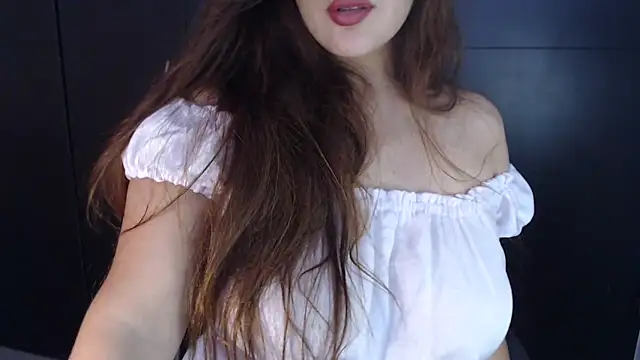 AdharaLujan online show from February 13, 4:50 pm