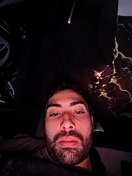 Snapshot of Joosee1696 chatting on April 9, 8:31 am Joosee1696 online show from April 9, 8:31 am