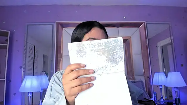 scarlette 15  online show from April 7, 3:07 am