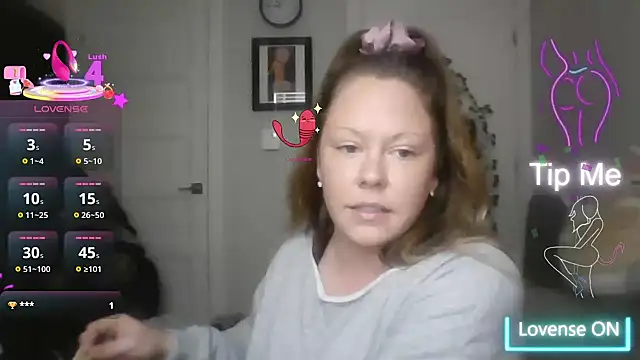 Snapshot of MissyLovexxx chatting on March 5, 2:45 pm MissyLovexxx online show from March 5, 2:45 pm