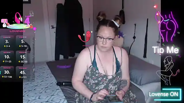 Snapshot of MissyLovexxx chatting on March 18, 12:14 pm MissyLovexxx online show from March 18, 12:14 pm