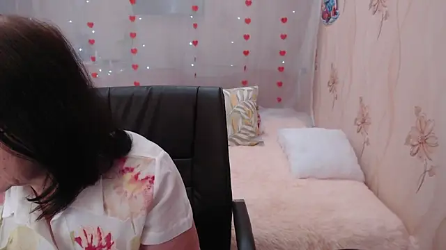 OlgaHottie online show from March 20, 2:40 am