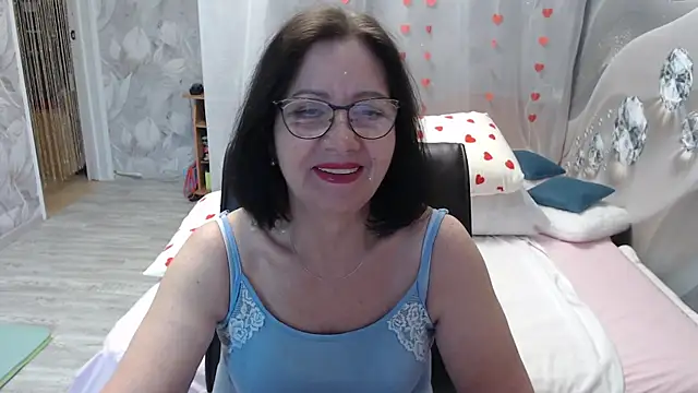 OlgaHottie online show from May 21, 11:56 pm