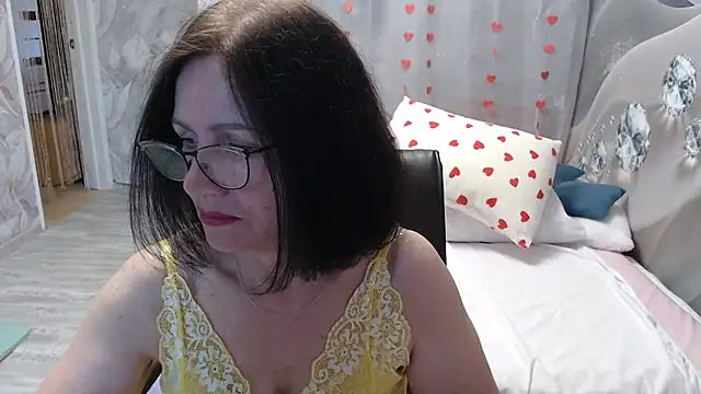 OlgaHottie online show from May 30, 11:46 pm